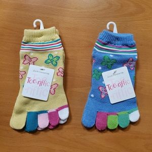 NWT Liz Claiborne toe socks